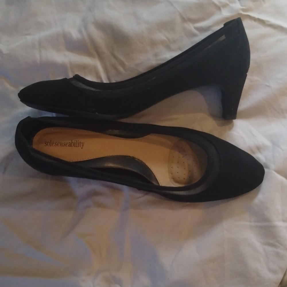 Solesenseability black suede heels